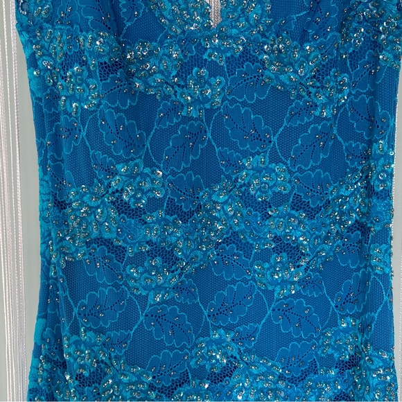 Marciano Beaded Lace Dress NWOT - Picture 13 of 17